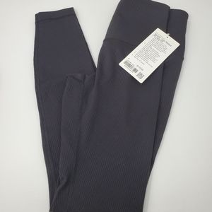 [ NWT ] Size 4 Black Lululemon wunder train ribbed hr tight 28" leggings
